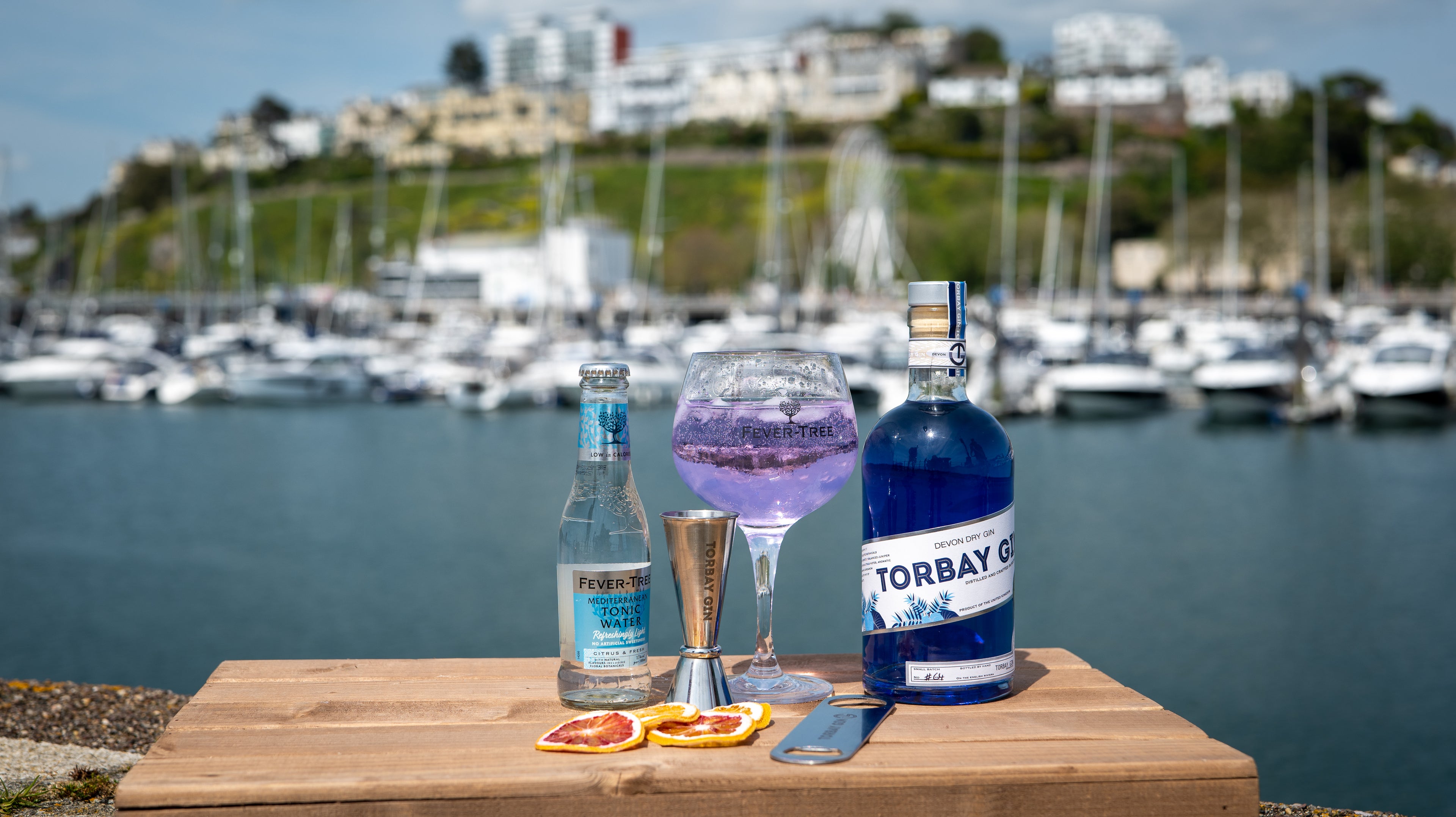 torbay colour changing gin with mediterranean tonic on torquay harbour